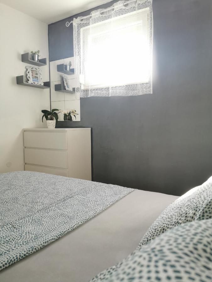 Kenzo Apartment Сен Екстериор снимка