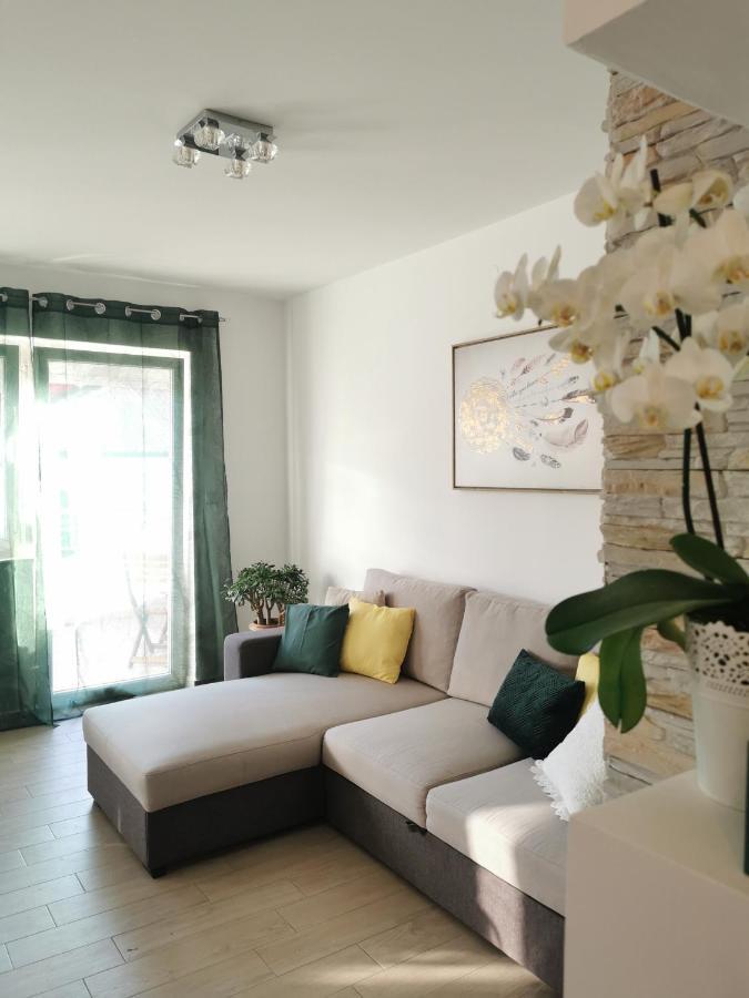 Kenzo Apartment Сен Екстериор снимка
